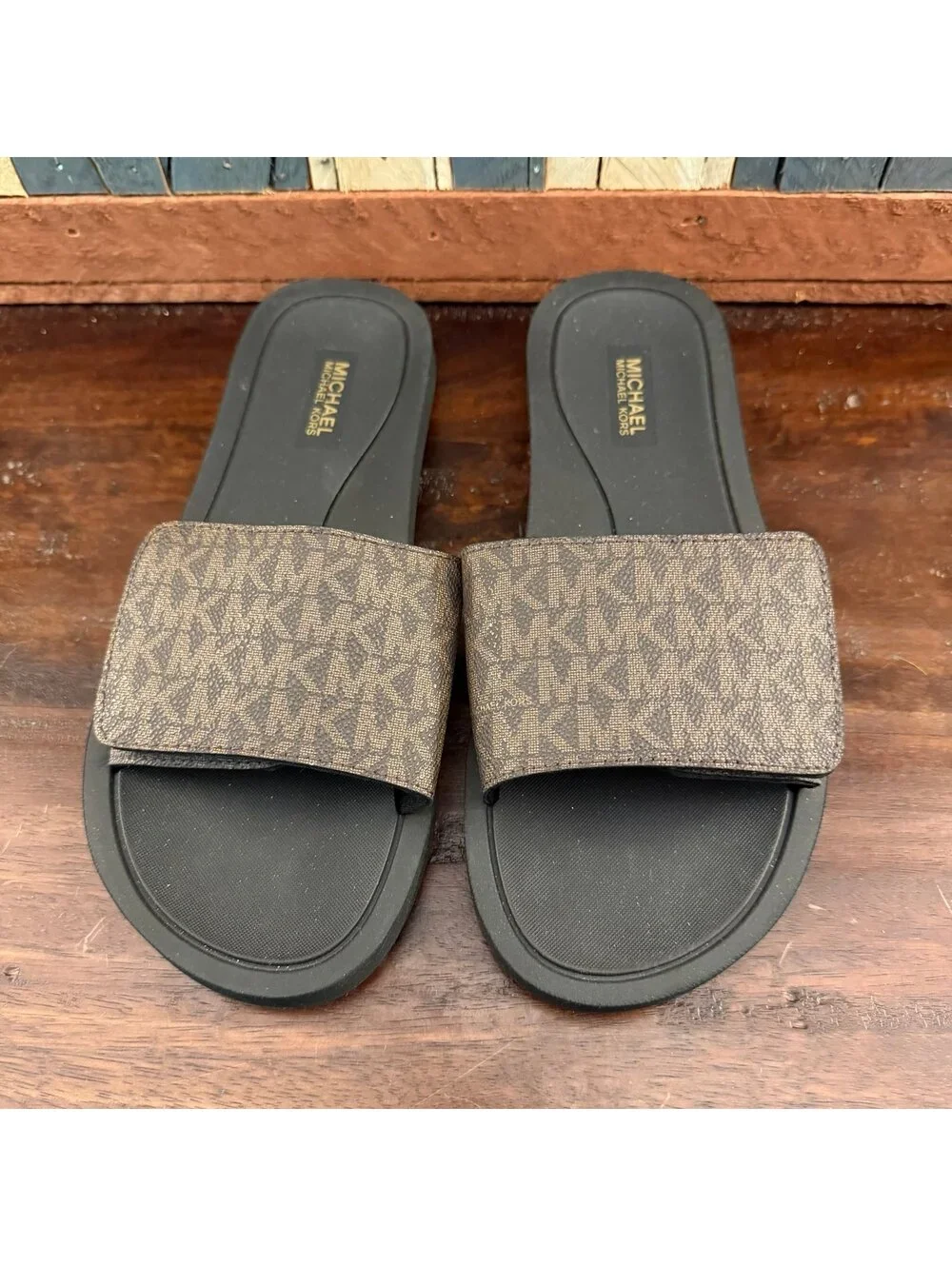 Michael Kors Wade MK Signature Logo Slide Sandals Women's Size 8M